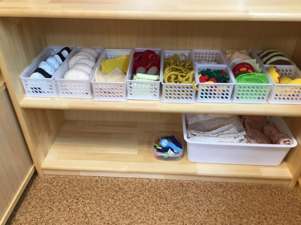 きりん組 らいおん組の室内遊びの様子 アソシエブログ