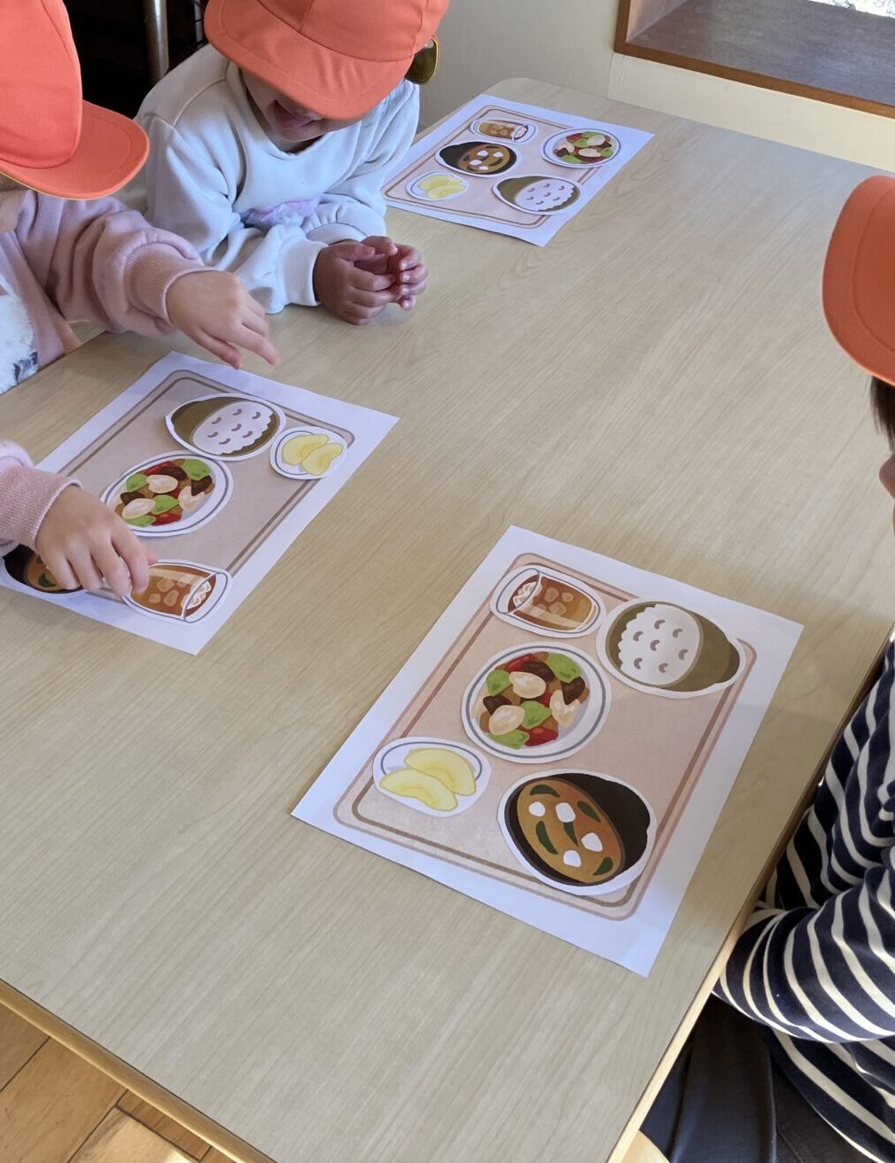 ⁂１２月の食育活動(ぱんだ組、きりん組、らいおん組)