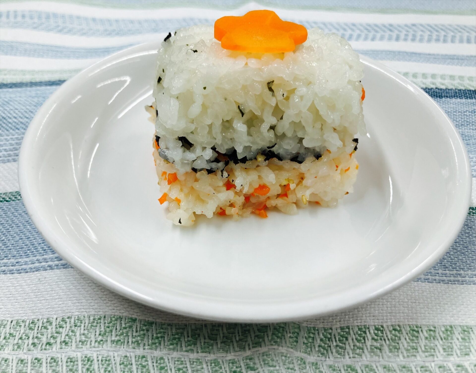⁂4月の誕生日会給食